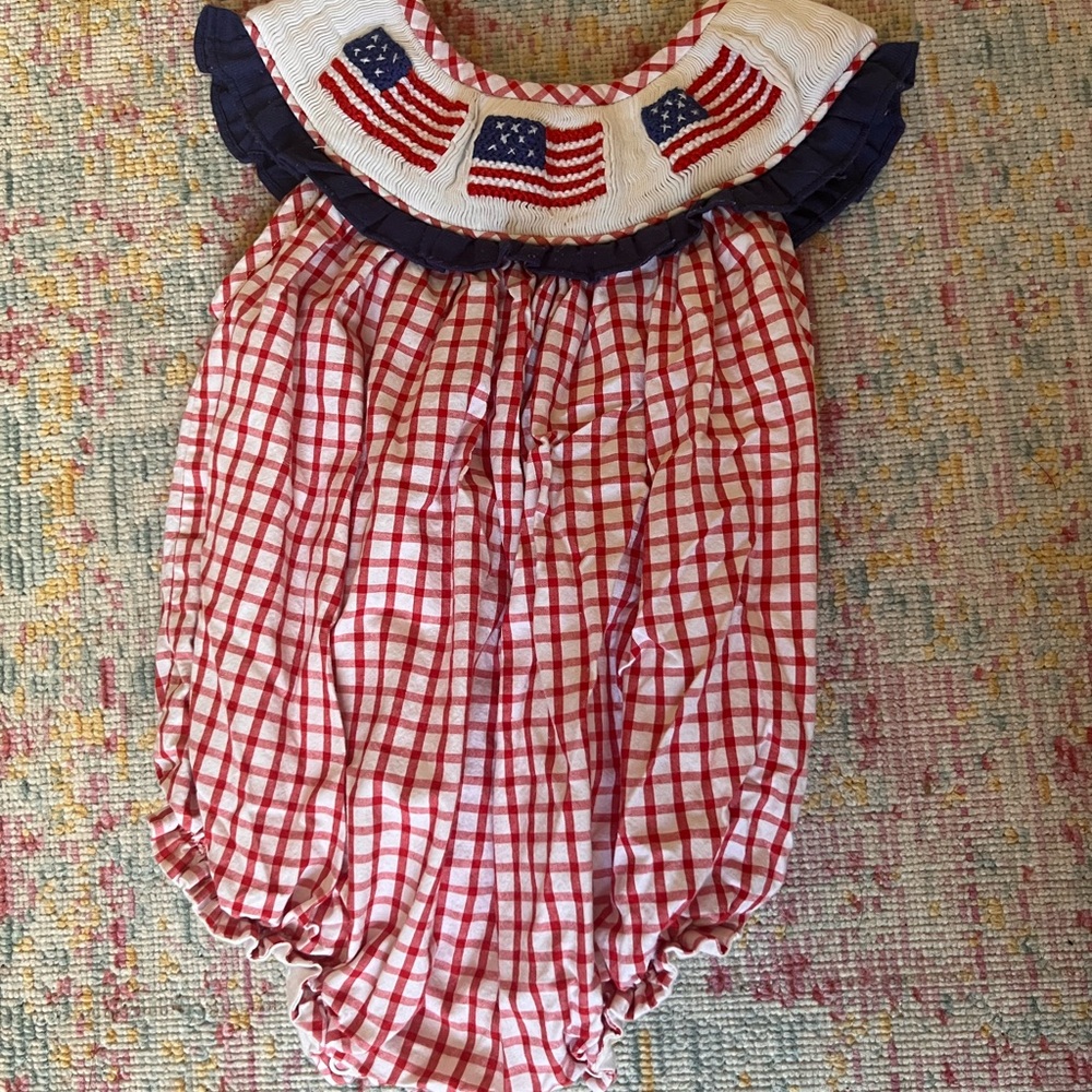 Red and White Smocked American Flag Bubble
